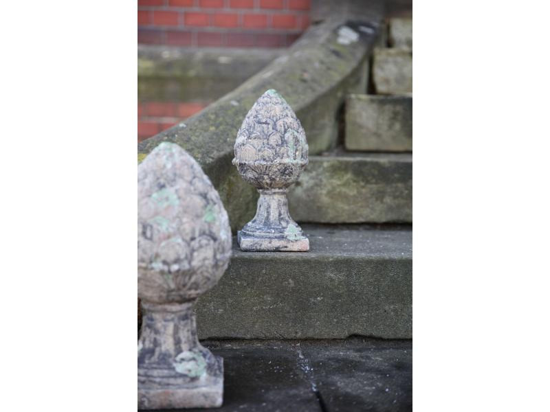 Esschert Design Dekofigur Pfeilerschmuck Zapfen