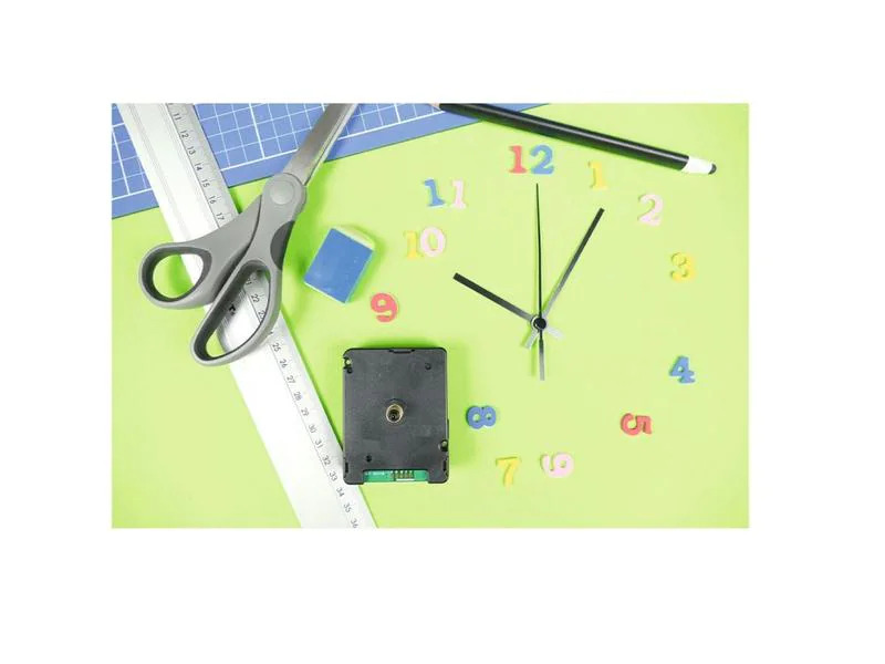 TFA Dostmann Sweep-Uhrwerk mit vier Uhrzeigersets 5.6 x 5.6 cm