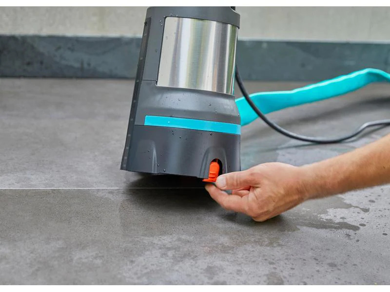 Gardena Klarwasserpumpe 11000 Aquasensor