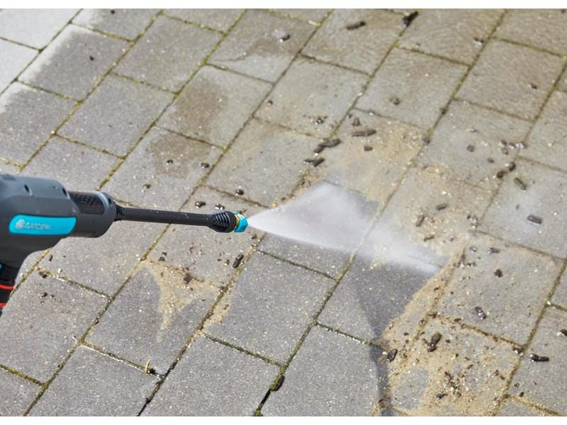Gardena AquaClean 24/18 V P4A Solo