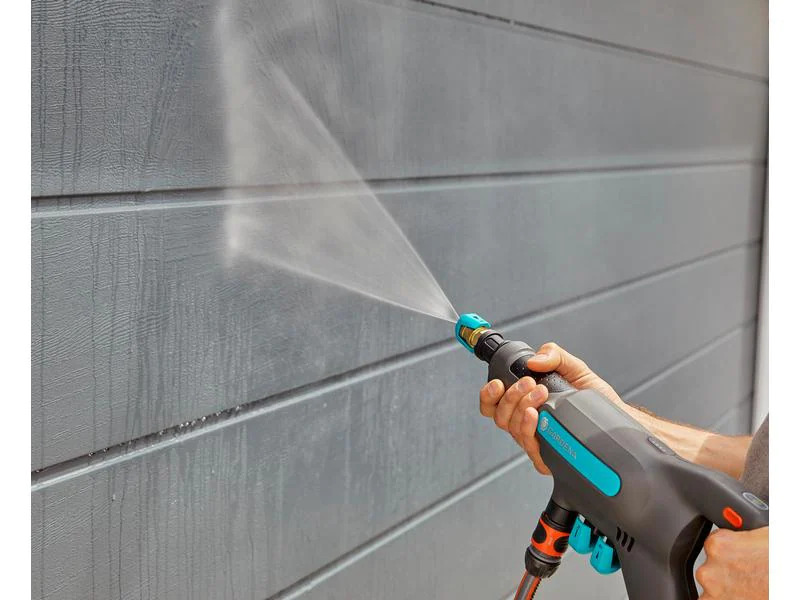 Gardena AquaClean 24/18 V P4A Solo