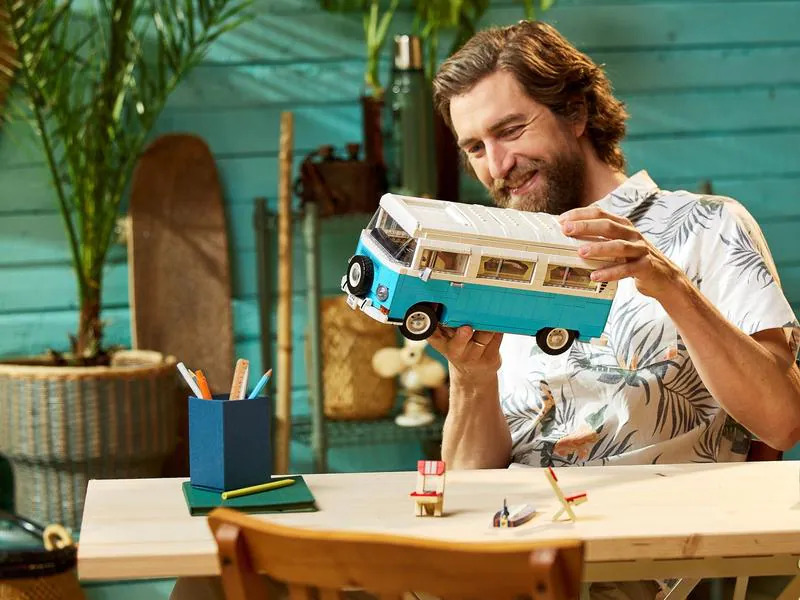 LEGO® Creator Volkswagen T2 Campingbus 10279