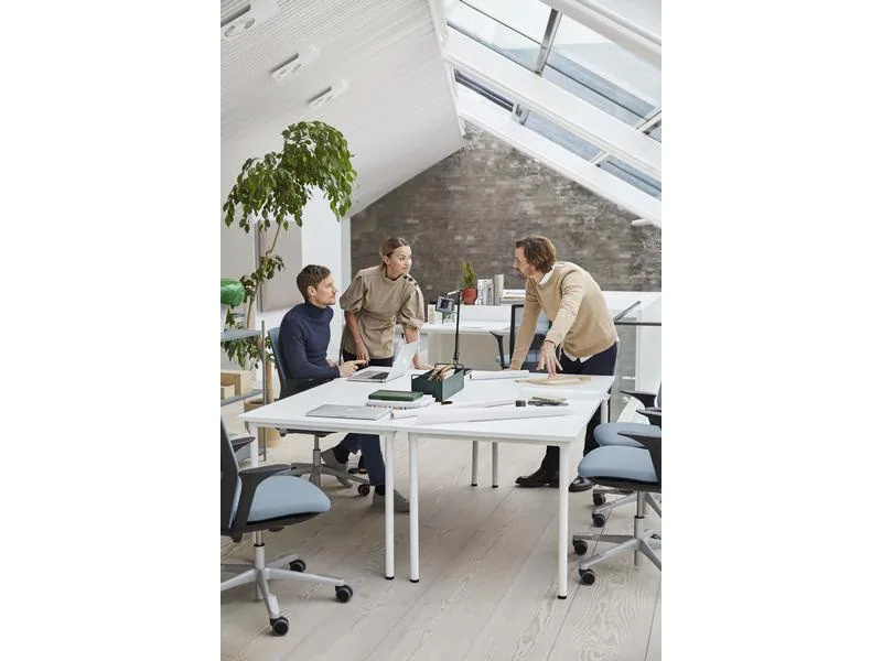 HÅG Bürostuhl Futu Mesh 1100 Hellblau