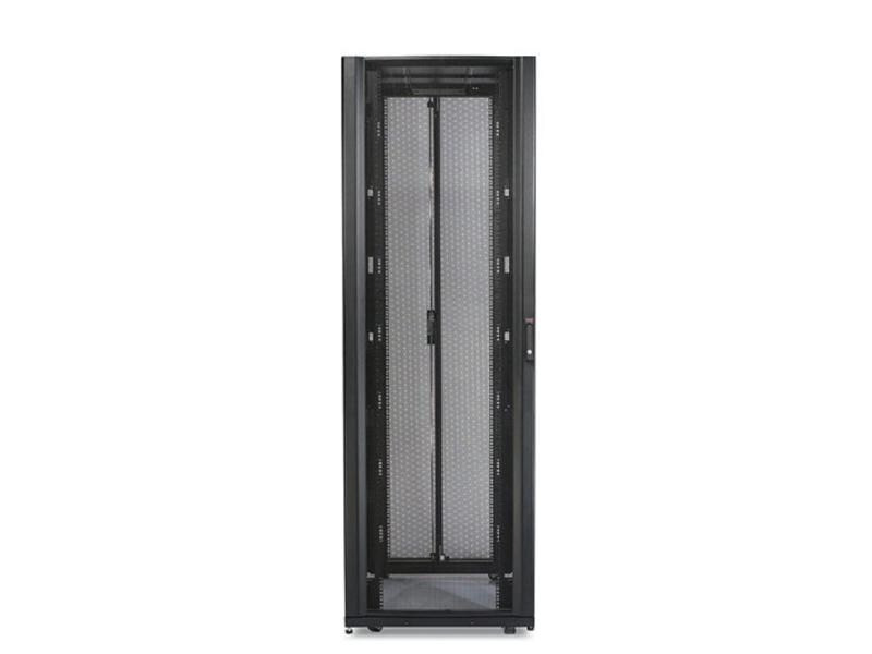 APC Netzwerkschrank NetShelter SX AR3150 42HE / Schwarz