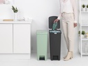 Brabantia Abfalleimer StepUp 40 l, Dunkelgrau