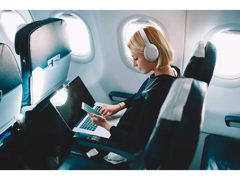 Philips Wireless Over-Ear-Kopfhörer TAH8506BK Weiss