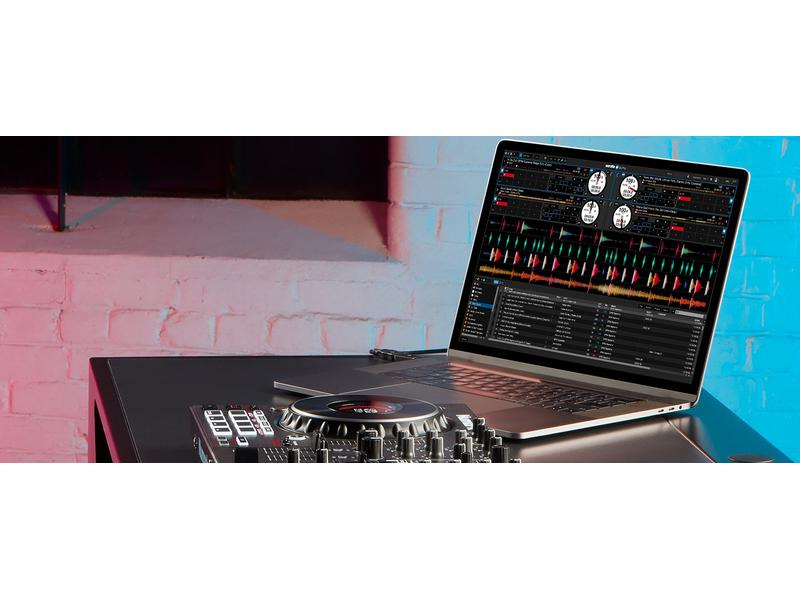 Numark DJ-Controller NS4FX