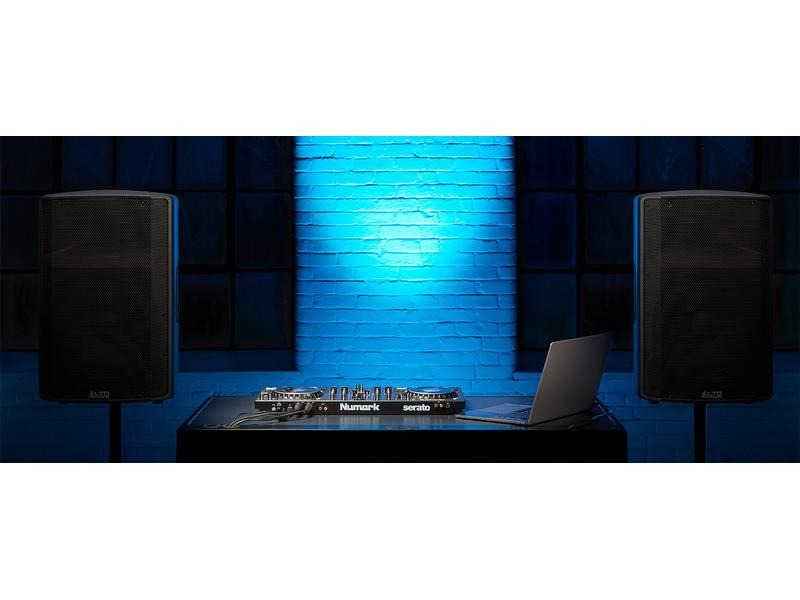 Numark DJ-Controller NS4FX