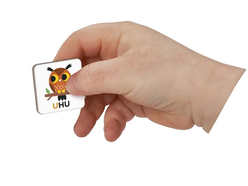 Janod Beschäftigungsspielzeug Magnetbuch Alphabet