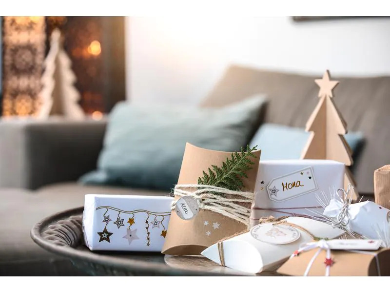 Avery Zweckform Sticker auf Rolle Geschenk 50 Stück Braun/Weiss
