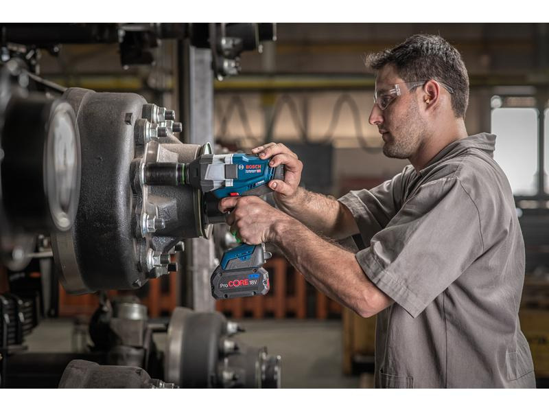 Bosch Professional Akku-Schlagschrauber GDS 18V-1050 H solo