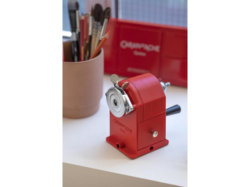 Caran d'Ache Spitzer 455 Manuell, Rot