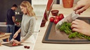 Victorinox Santokumesser Swiss Modern 17 cm Nussbaumholz