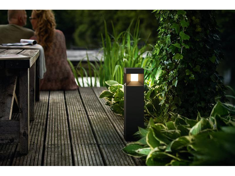 Philips Sockelleuchte Parterre, 800 lm, 2700 K, 40 cm, Schwarz