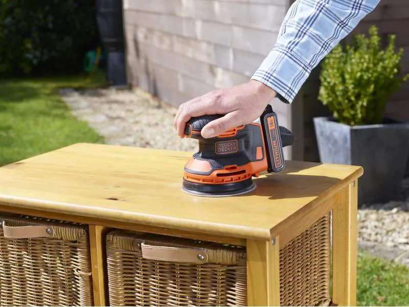 BLACK+DECKER Akku-Exzenterschleifer BDCROS18N 18 V