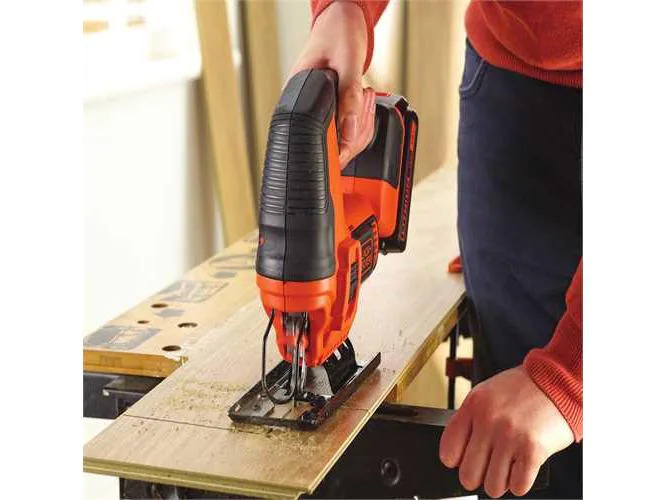BLACK+DECKER Akku-Pendelhubstichsäge BDCJS18N Solo