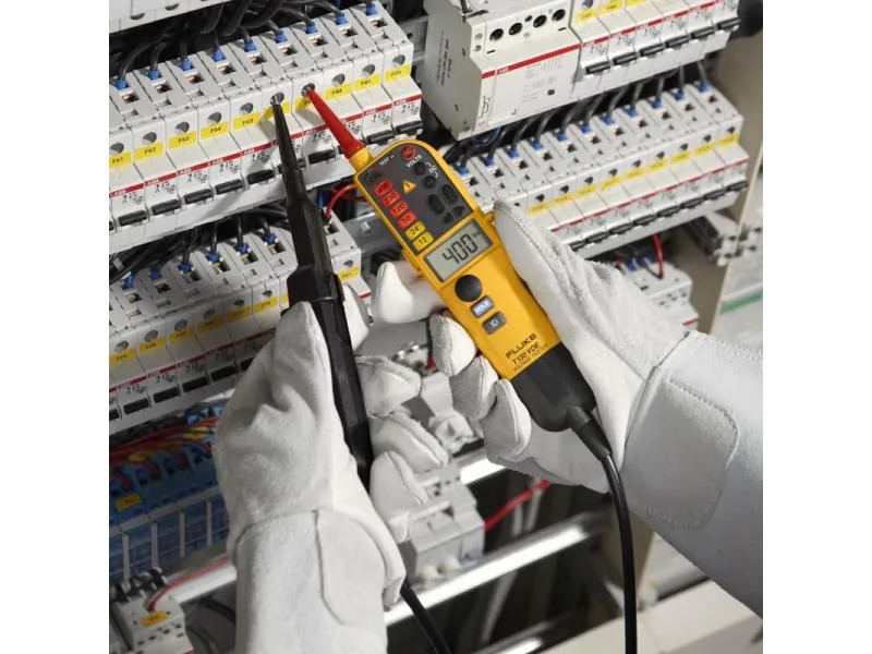 Fluke Spannungsprüfer T130 VDE max. 690V ac/dc