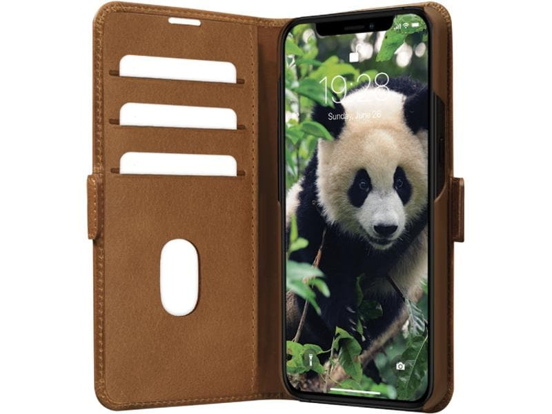 dbramante1928 Book Cover Copenhagen Slim iPhone 14 Pro Braun