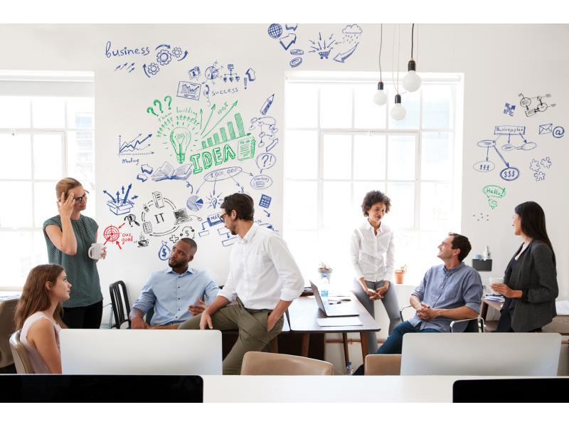 Legamaster Magnethaftendes Whiteboard Wrap-Up 101x300 cm, Selbstklebend