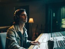 AKG Wireless Over-Ear-Kopfhörer K361-BT Schwarz