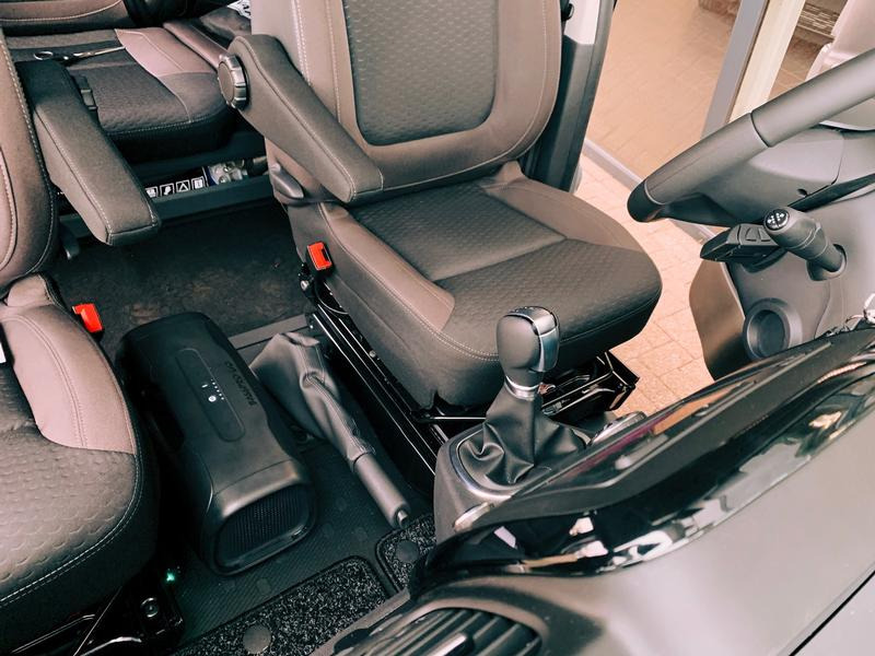 JBL Car Bass Pro Go Schwarz