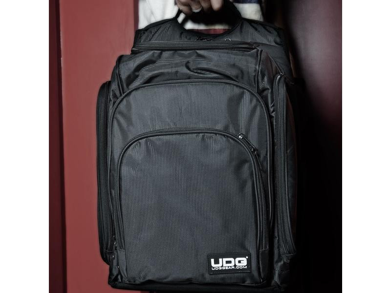 UDG Gear Rucksack U9101BL/OR Ultimate DIGI