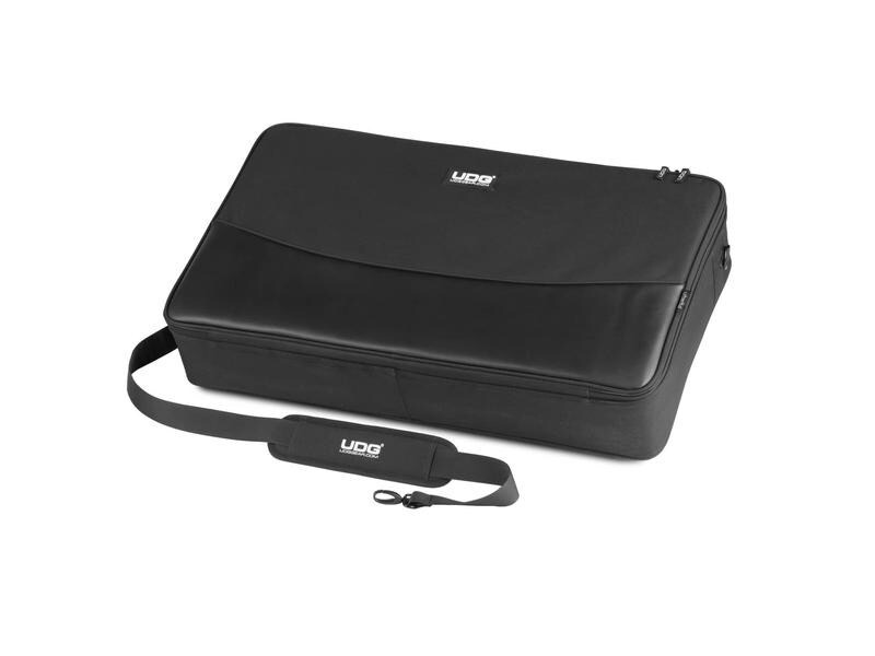 UDG Gear Transporttasche U7102BL Urbanite MIDI Controller Sleeve