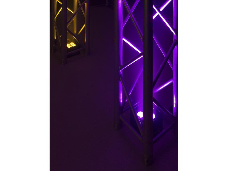 BeamZ Bodenstrahler TP46 Truss Par