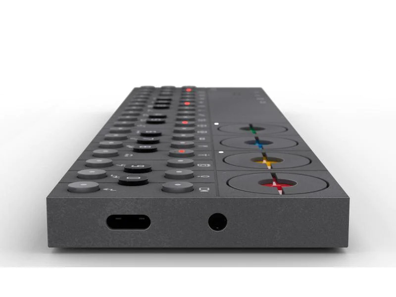 Teenage Engineering Synthesizer OP-Z Dream Maschine