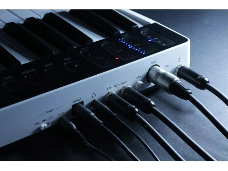 IK Multimedia Keyboard Controller iRig Keys I/O 49