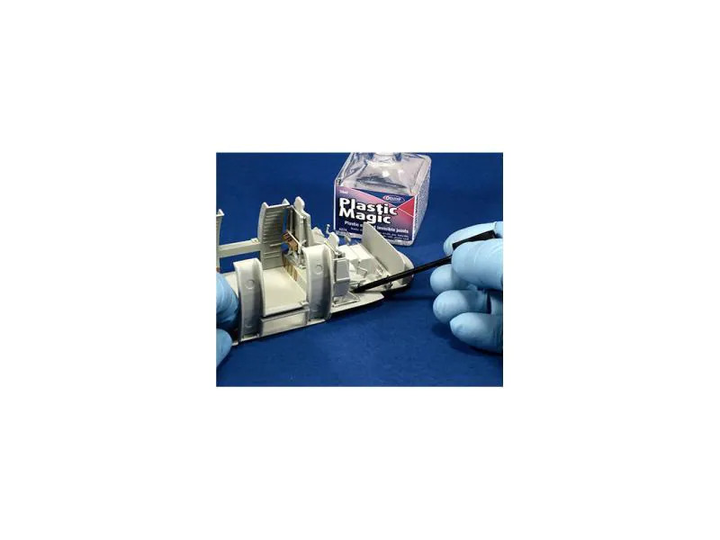 Deluxe Materials Klebepinsel Plastic Magic Glue Brush 0 dl, Blau