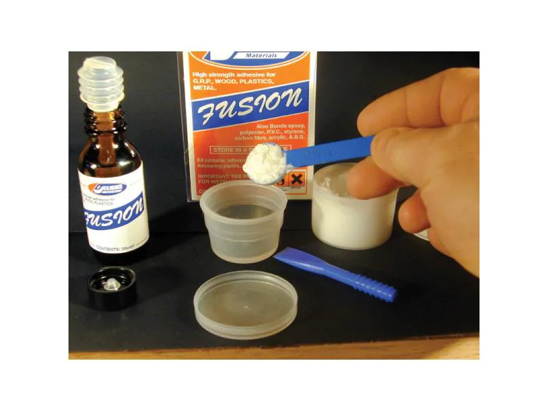 Deluxe Materials Modellbauklebstoff Fusion Set 75 ml, Transparent