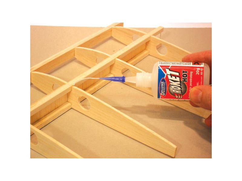 Deluxe Materials Modellbauklebstoff Roket Hot CA 20 g, Transparent