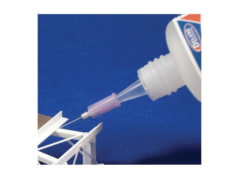 Deluxe Materials Modellbauklebstoff Roket Plastic Glue 30 ml