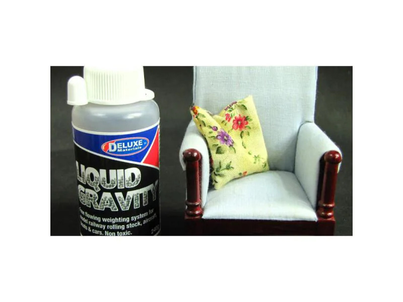 Deluxe Materials Spachtelmasse Liquid Gravity 240 g, Transparent