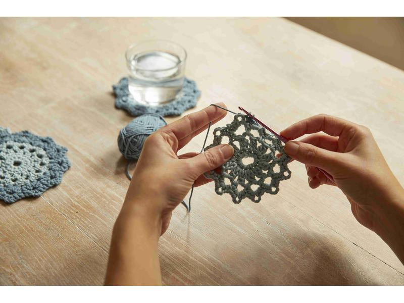 DMC Häkelset Mindful Making Mandala-Untersetzer, Ø 12.5 cm