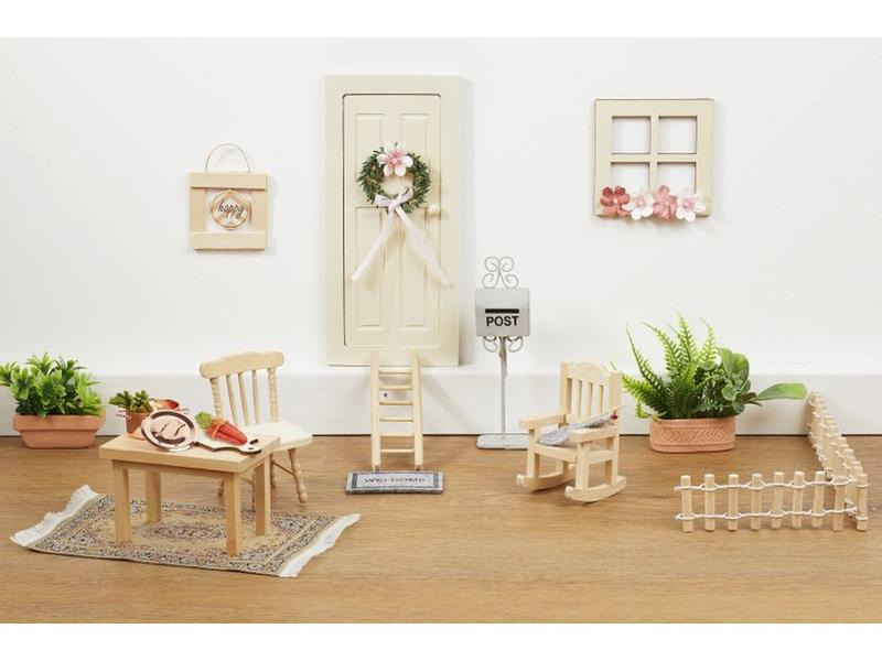 HobbyFun Mini-Möbel Stuhl 4.5 x 5 x 7.5 cm, Natur
