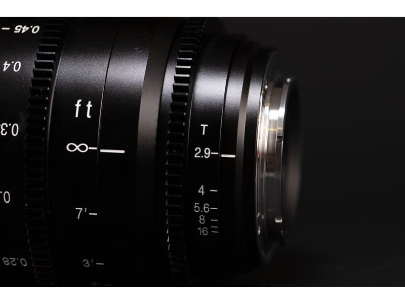Venus Optic Festbrennweite 7.5 mm T2.9 Zero-D S35 Cine Lens – Canon RF
