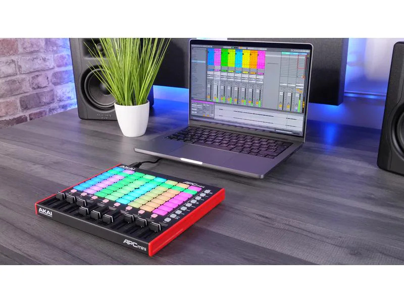 Akai Controller APC Mini – MK2
