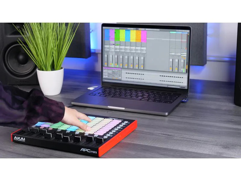 Akai Controller APC Mini – MK2
