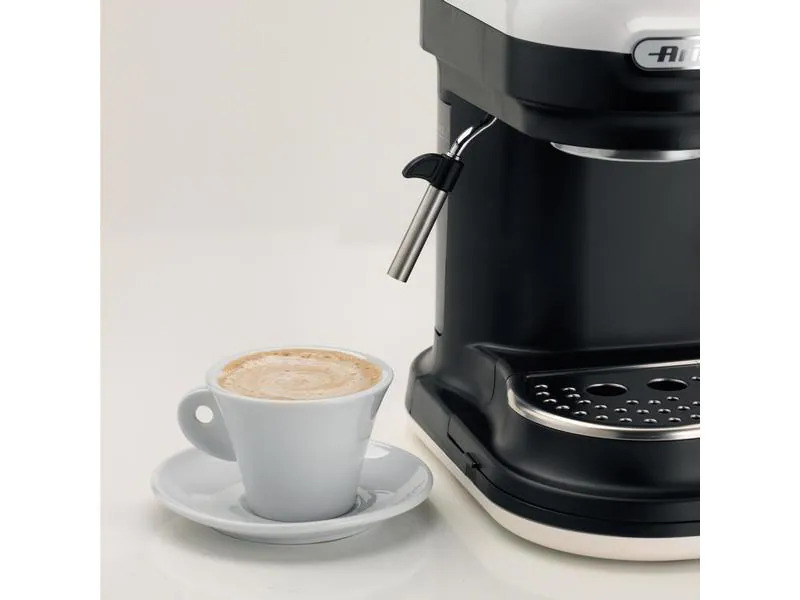 Ariete Portionskaffeemaschine MODERNA Schwarz/Weiss