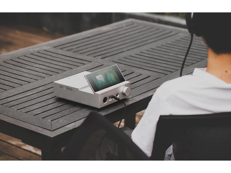 Shanling Kopfhörerverstärker &amp; USB-DAC Shanling EM7 – Silber