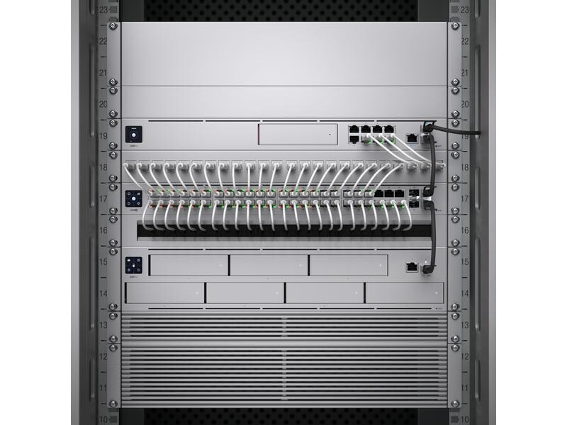 Ubiquiti Blindblende UACC-RACK-PANEL-BLANK-1U 1HE 19, Silber