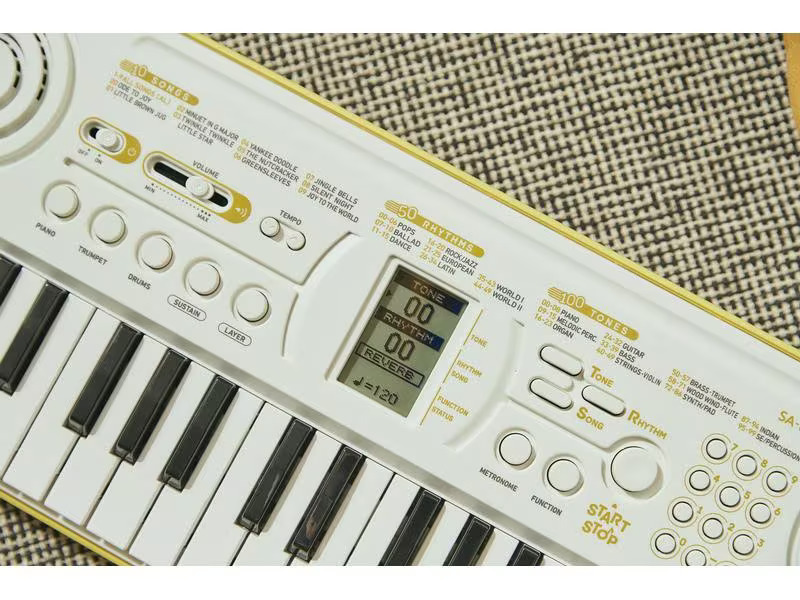 Casio Mini Keyboard SA-80