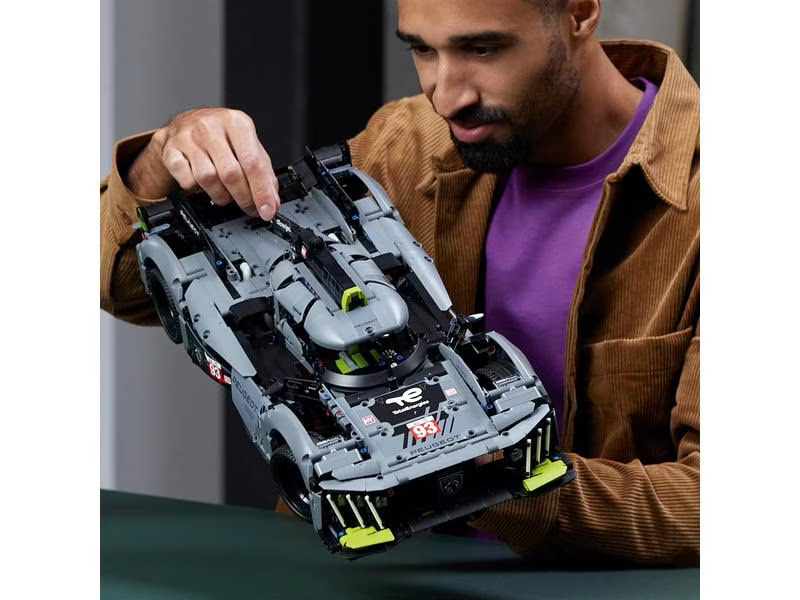 LEGO® Technic PEUGEOT 9 x 8 24H 42156