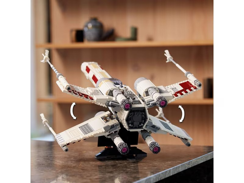 LEGO® Star Wars X-Wing Starfighter 75355