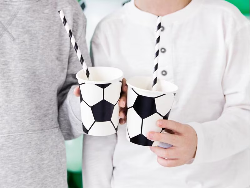 Partydeco Einwegbecher Fussball 260 ml, 6 Stück, Schwarz/Weiss