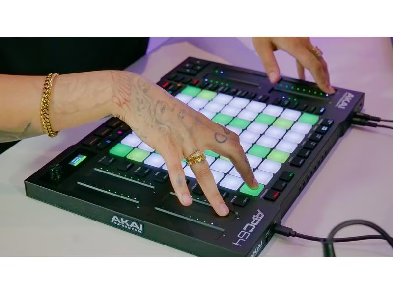 Akai Controller APC64