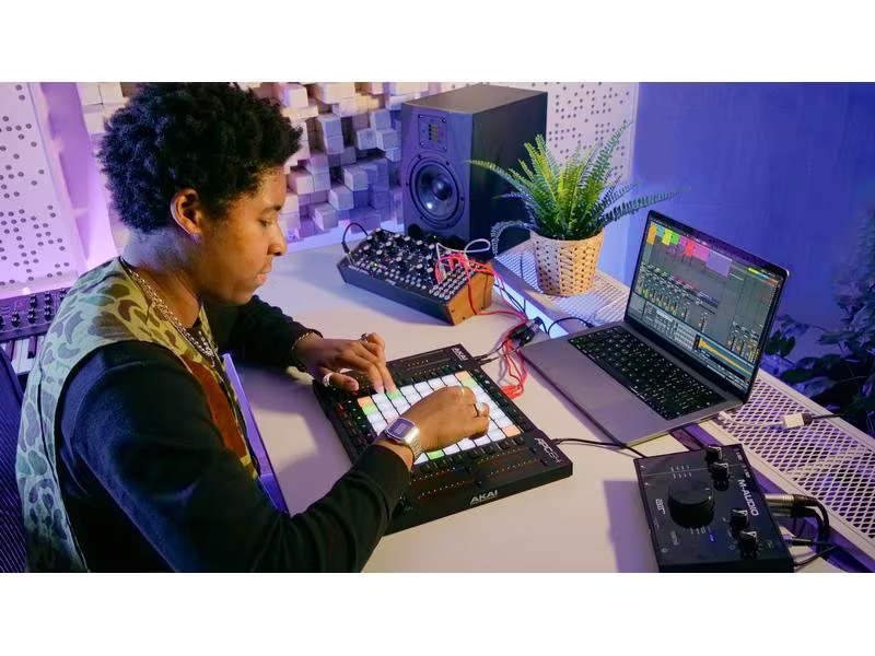 Akai Controller APC64