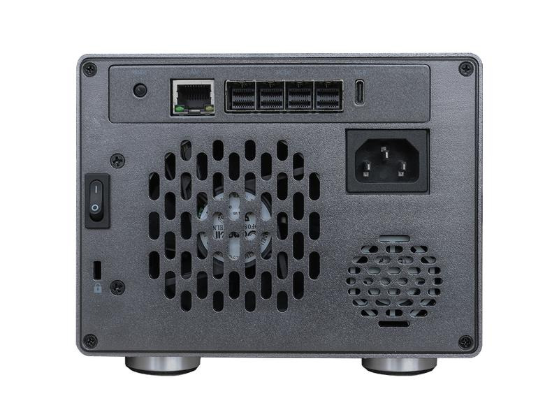 Highpoint Externes Gehäuse RocketStor SSD6444 2.5